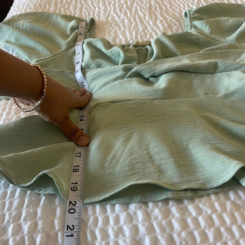 Altar'd State Women’s Boho Green Peplum Blouse Pastel Summer Tie Back Top S - Picture 6 of 8